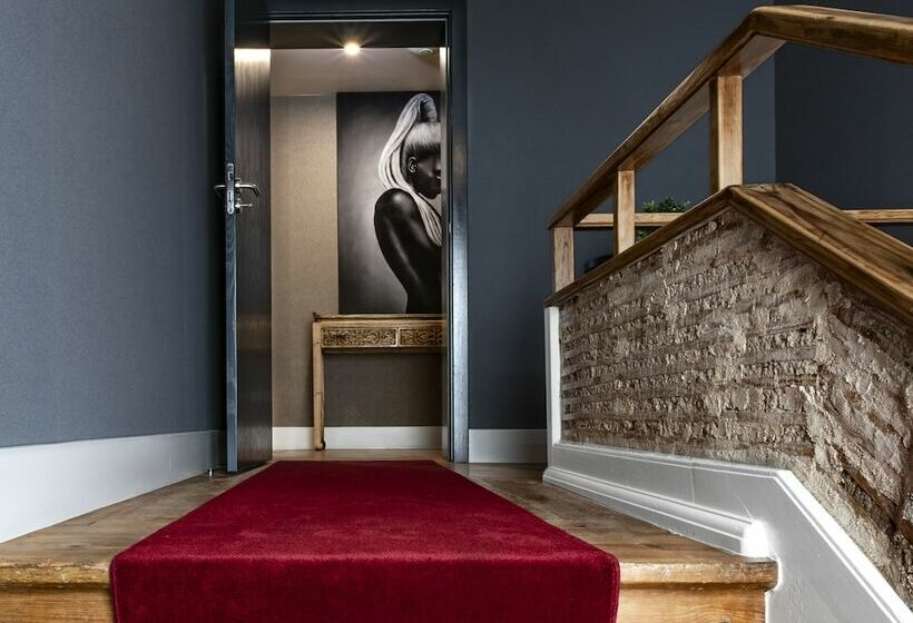 بنسيون Porta 20 Boutique Guesthouse