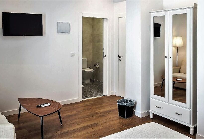 پانسیون Posada De La Costurera De Aranjuez