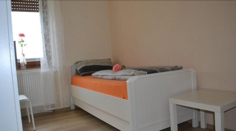 Pension Highway Hiddenhausen