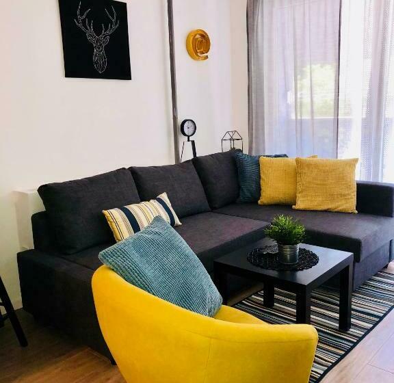 Split Right Placecozy And Completely New