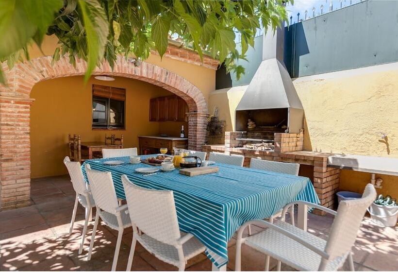 Vista Roses Mar   Villa Laura