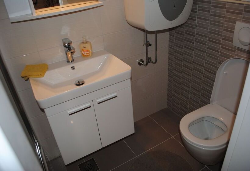 Apartments On The Square