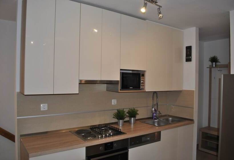 Apartments On The Square