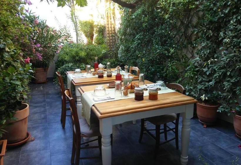 مبيت وإفطار Les Chambres D'hôtes De Magali