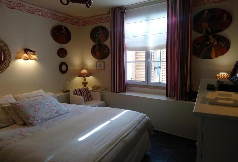 مبيت وإفطار Les Chambres D'hôtes De Magali