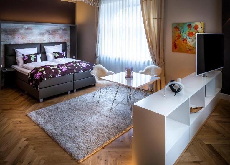 Blumeins   Das Refugium