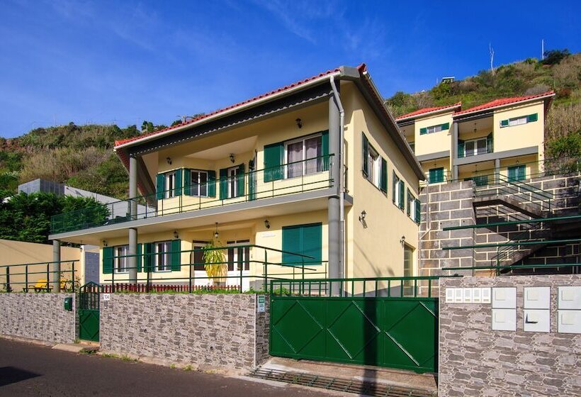 Calheta Holiday Houses