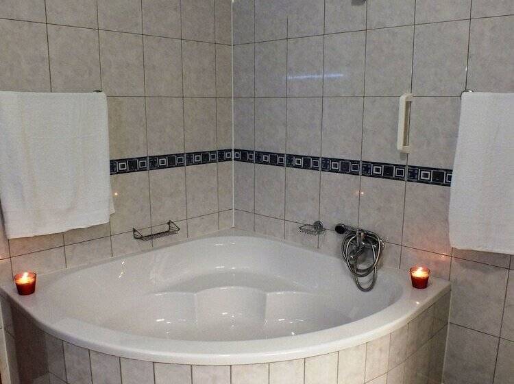 Calheta Holiday Houses