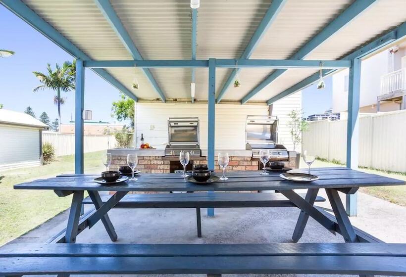 Ej Homes At The Entrance