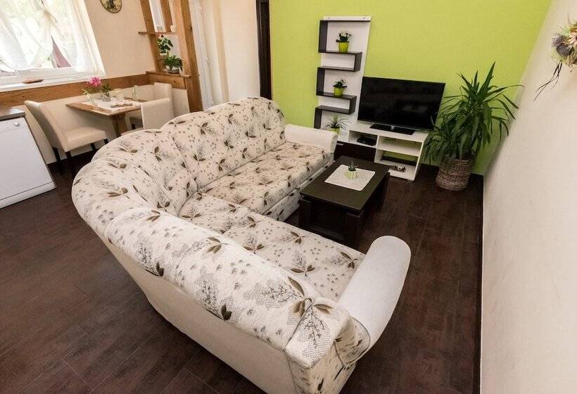 Garden House Matulji