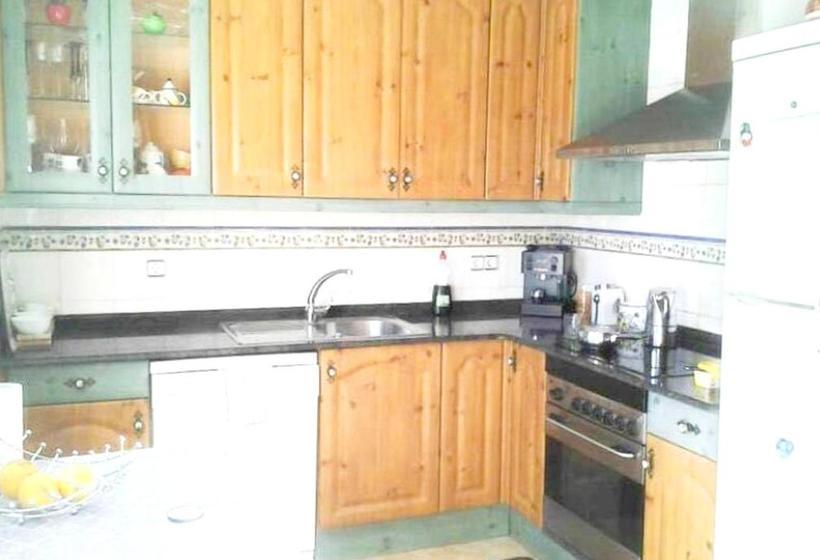 3 Bedrooms House With Furnished Terrace At Creixell 1 Km Away From The Beach