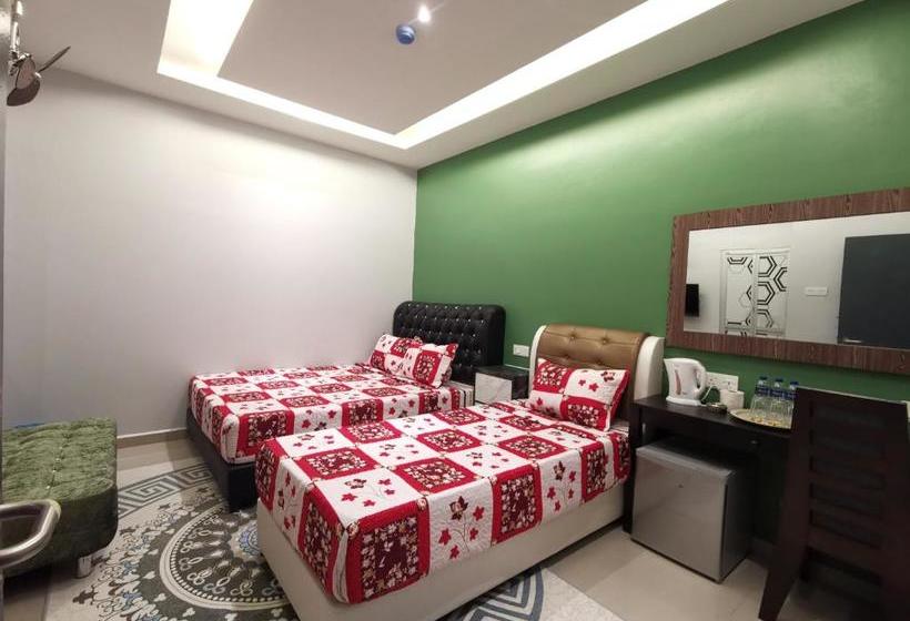 فندق Ghazrins Pengerang