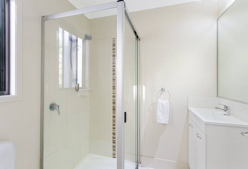 Landsborough Holiday Park