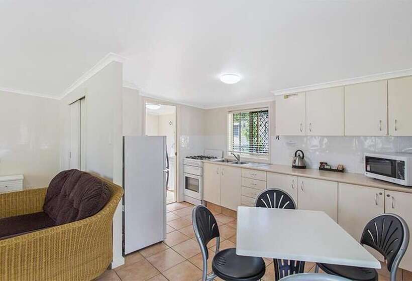 Landsborough Holiday Park