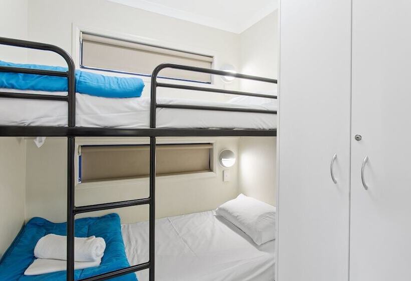 Landsborough Holiday Park