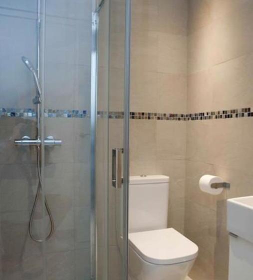 Luxury Villa With Heated Pool For 12 To 14 People