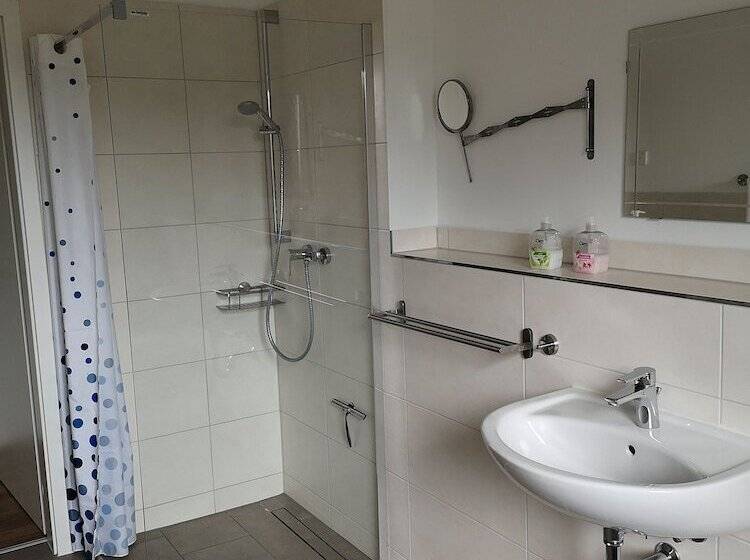 Modernes Apartmenthaus