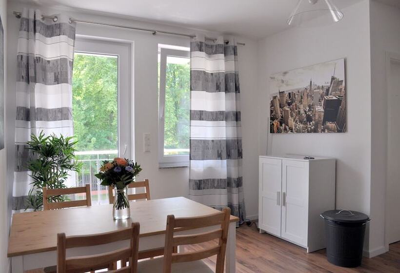 Modernes Apartmenthaus