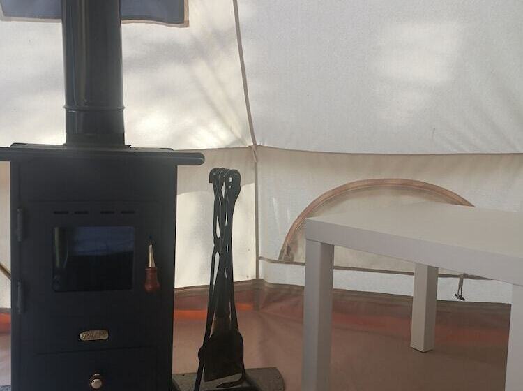 بنسيون Casa Les Pomeretes