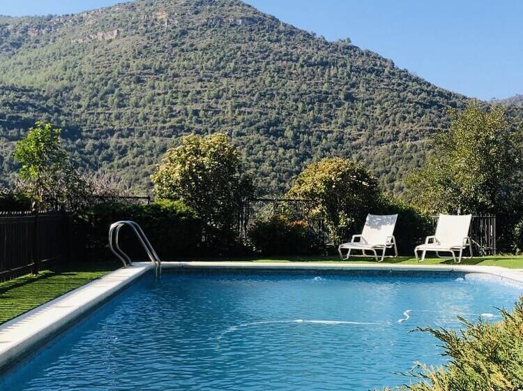 بنسيون Casa Les Pomeretes