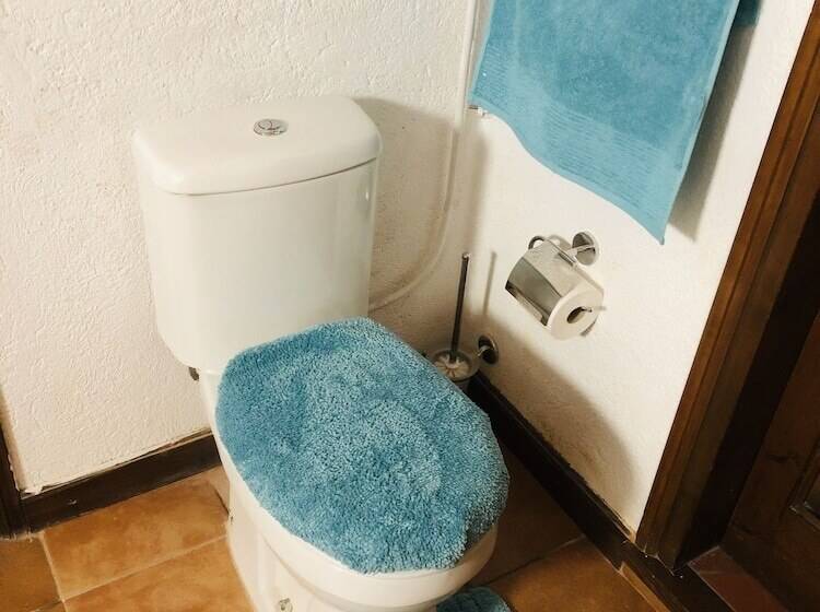 بنسيون Casa Les Pomeretes