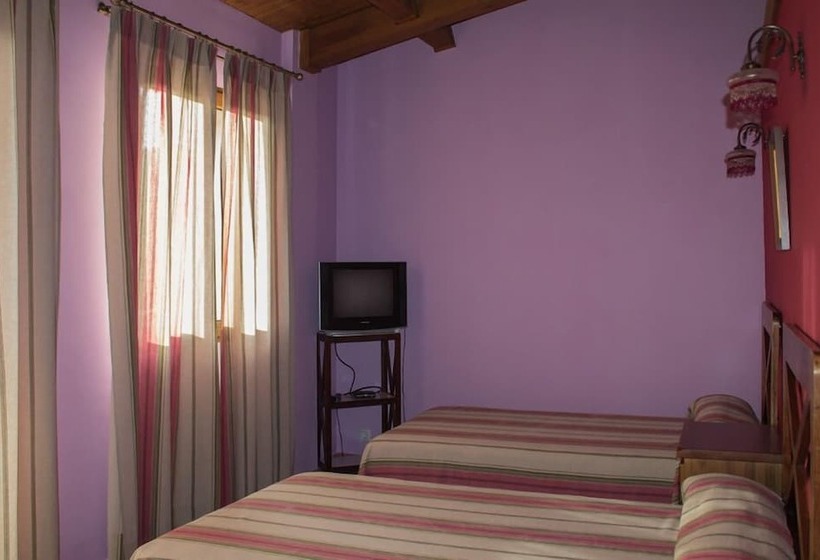 بنسيون Cr La Flor Del Naranjo