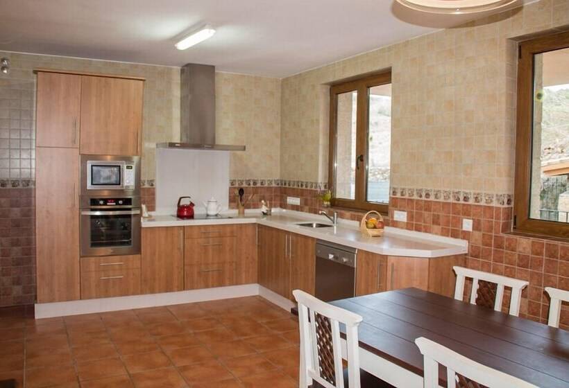 Пансион Cr La Flor Del Naranjo