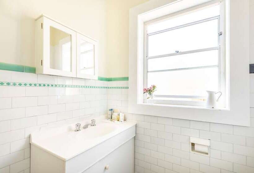 Serenity By The Beach H425