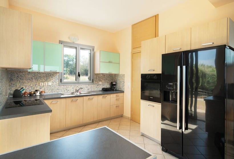 Aggeliki House By The Sea