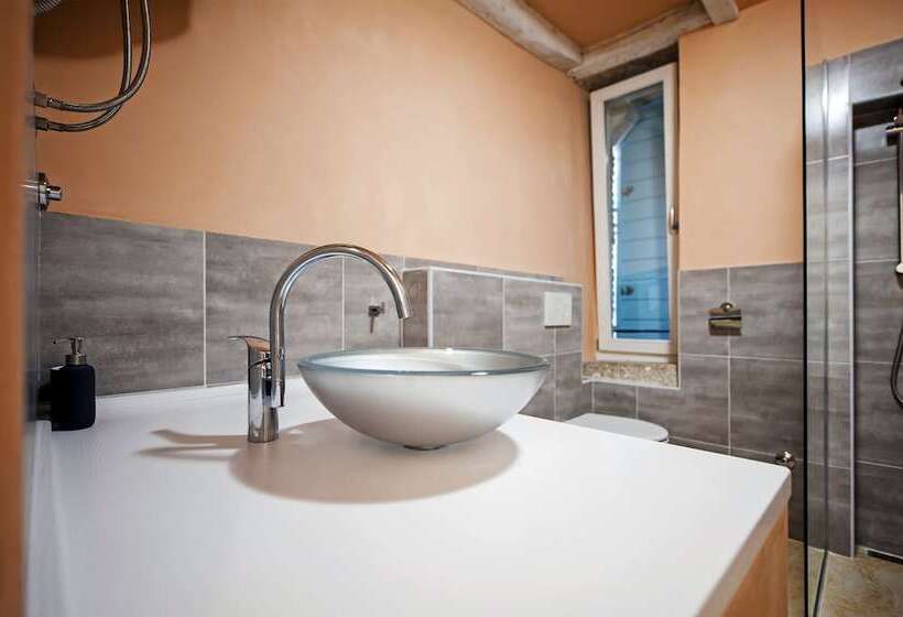 Apartments Casa Roccia Bianca