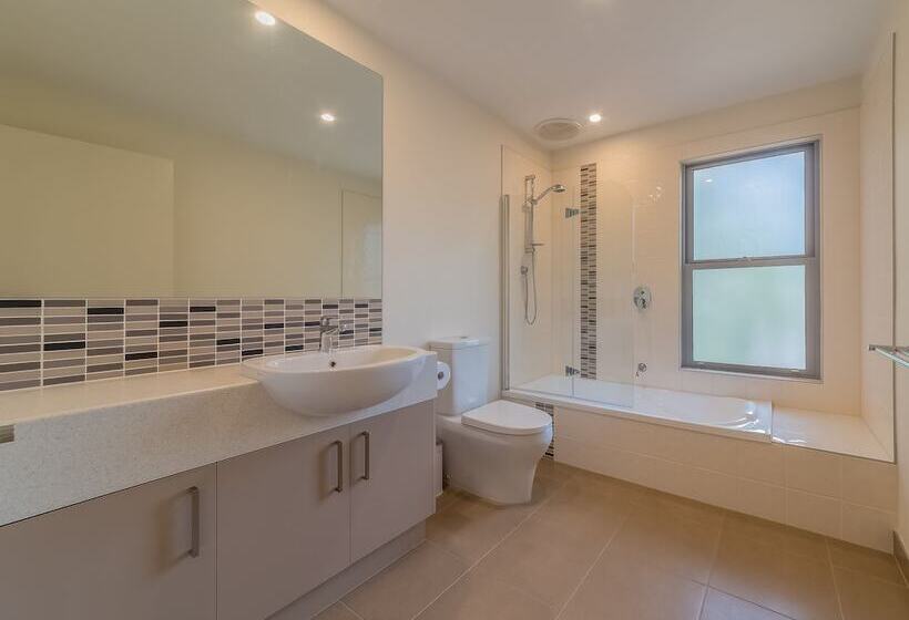 Broughton By The Beach