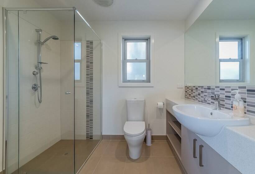 Broughton By The Beach