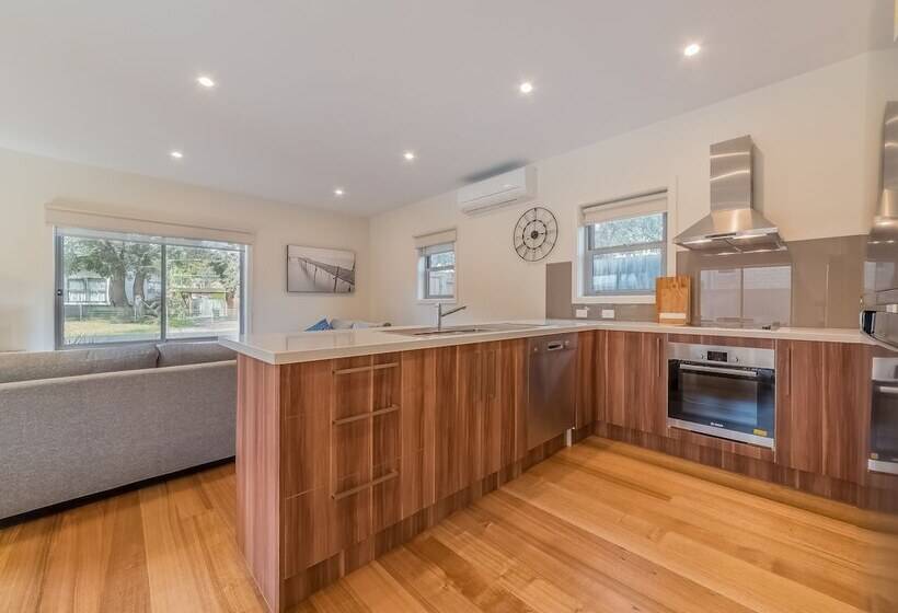 Broughton By The Beach