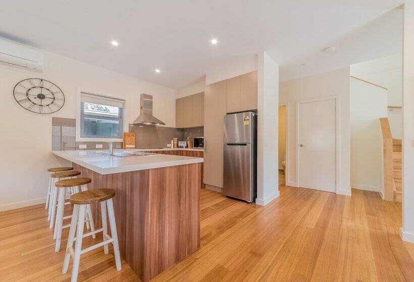 Broughton By The Beach