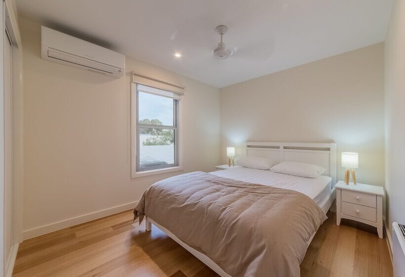 Broughton By The Beach