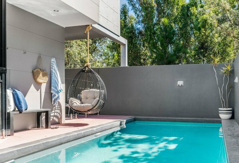 A Perfect Stay   Catalinas