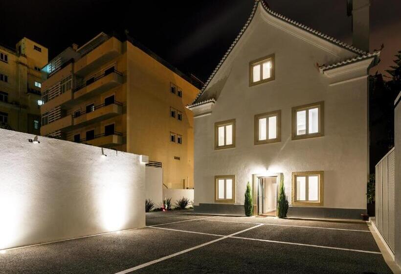 Chalet Estoril Luxury Apartments