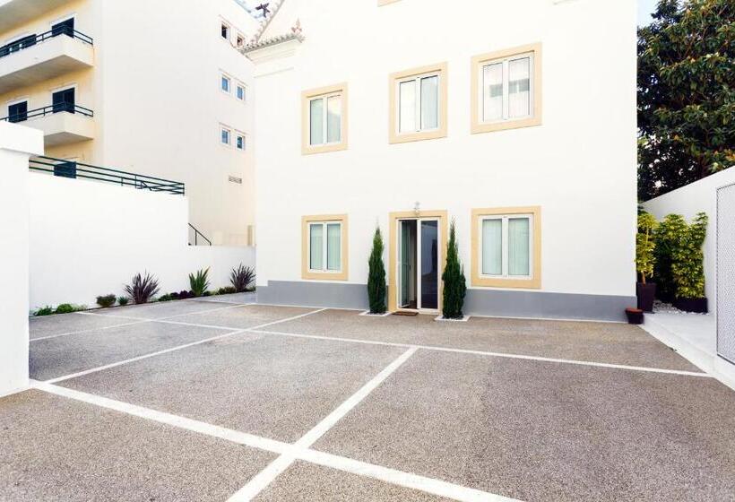 Chalet Estoril Luxury Apartments