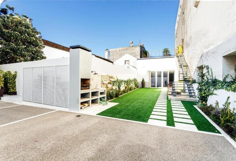 Chalet Estoril Luxury Apartments