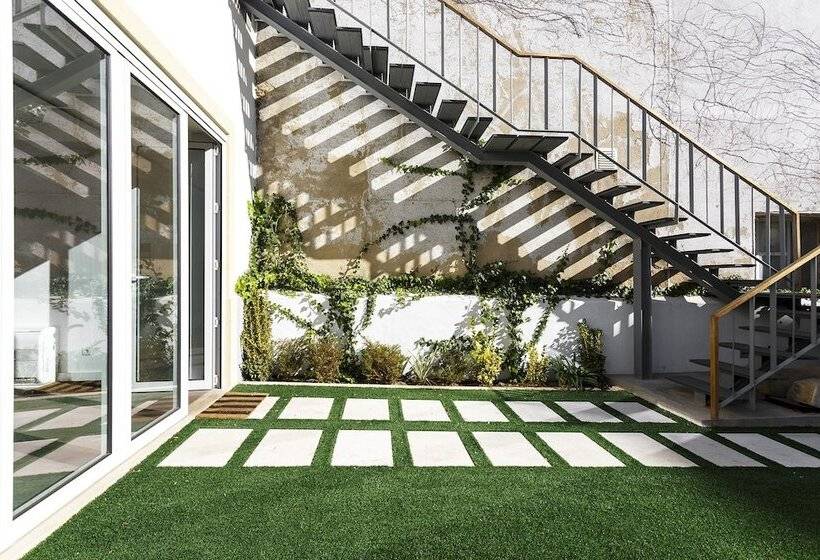 Chalet Estoril Luxury Apartments