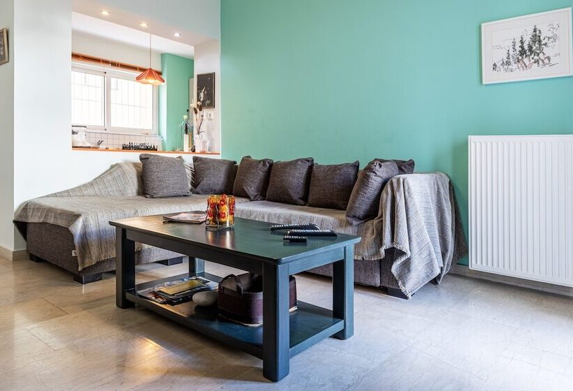 Erika S Oasis   Stylish Gem Inthe Heart Of History