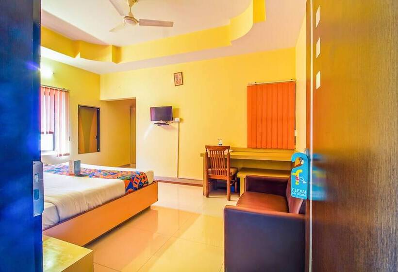 Fabhotel Starleaf Prime