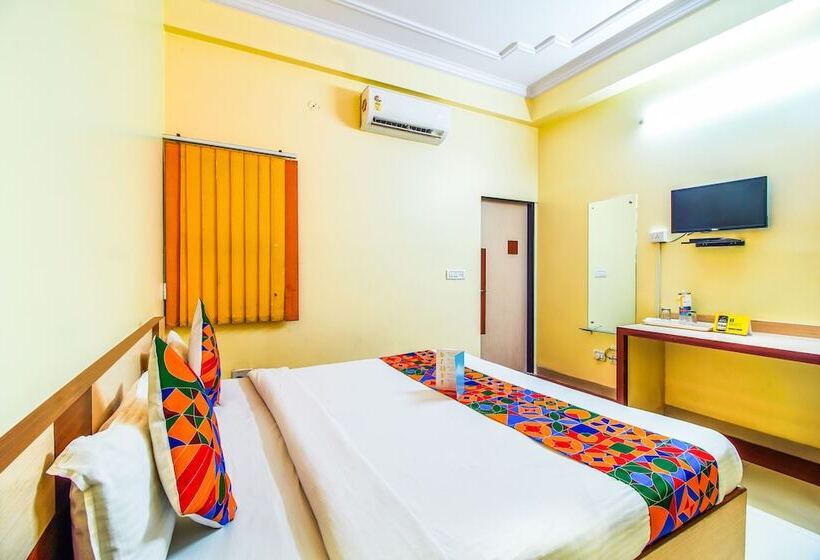 Fabhotel Starleaf Prime