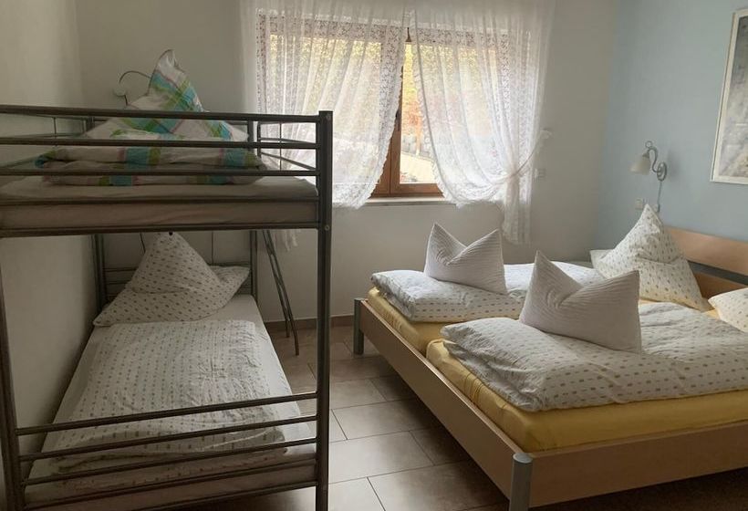 Ferienwohnungen Börnert Am Klingerbach