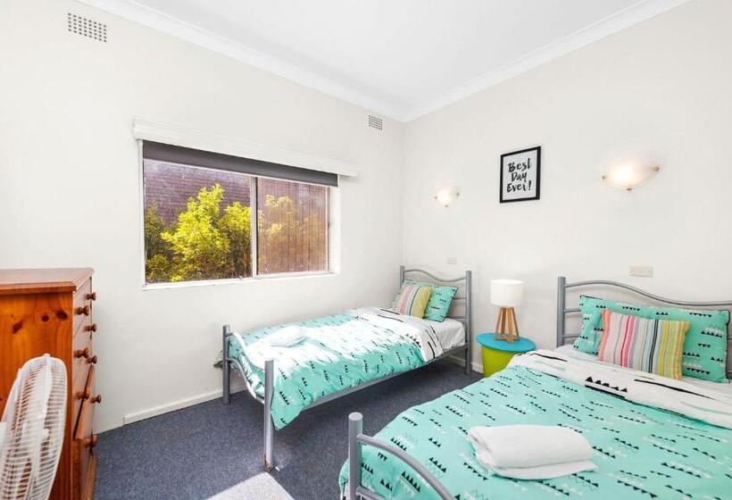 Fiddlers Green 8 Nelson Bay