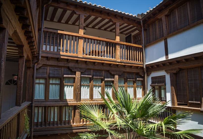 La Casa De Los Infantes By Toledo Ap