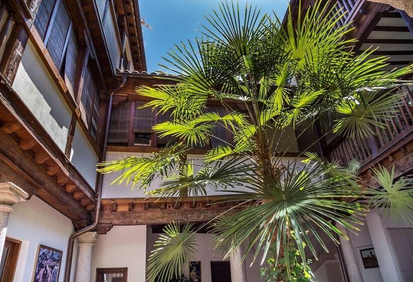 La Casa De Los Infantes By Toledo Ap