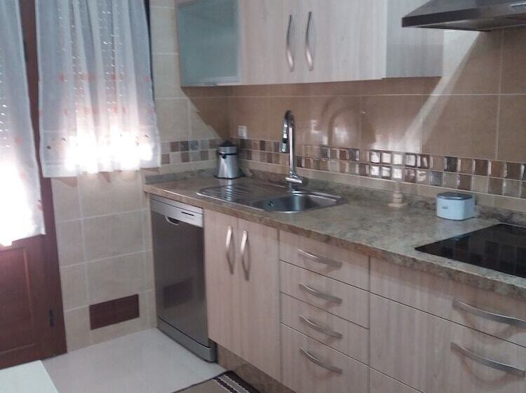 La Tahona De Perales