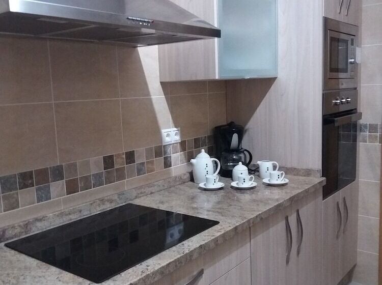 La Tahona De Perales