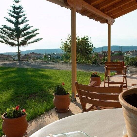 Laconia Domus   Papadianika